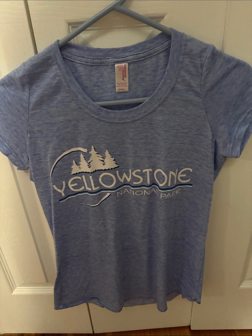 Yellowstone National Park Women's Blue Graphic Tee